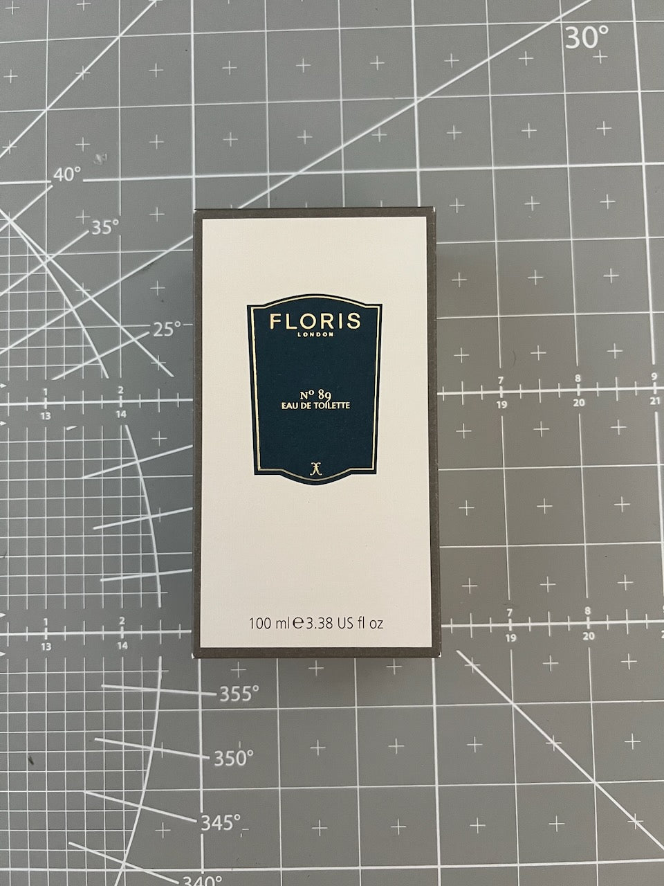 Eau de Toilette No.89 B-Ware