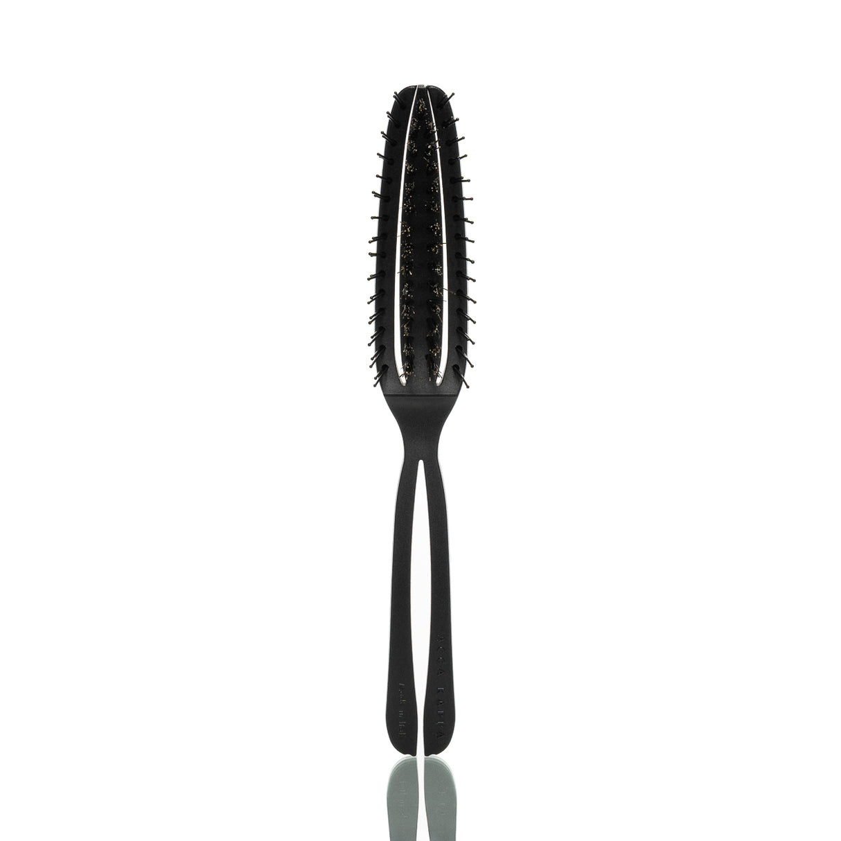Haarbürste Airy No. 3, Carbon-Fibre, 100% Wildschweinborsten & Nylon