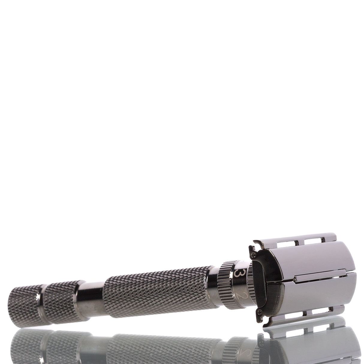 Rasierhobel Model T2 Gunmetal, geschlossener Kamm, Butterfly-Verschluss, Double Edge