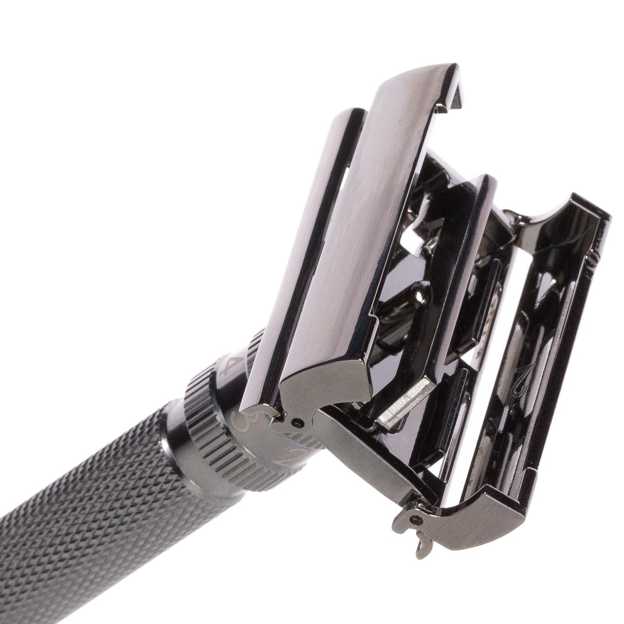 Rasierhobel Model T2 Gunmetal, geschlossener Kamm, Butterfly-Verschluss, Double Edge